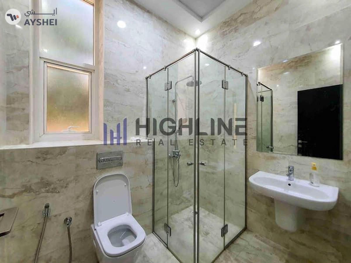 Luxury 5-Bedroom Villa service block & poo-24-24