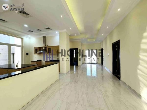 Luxury 5-Bedroom Villa service block & poo