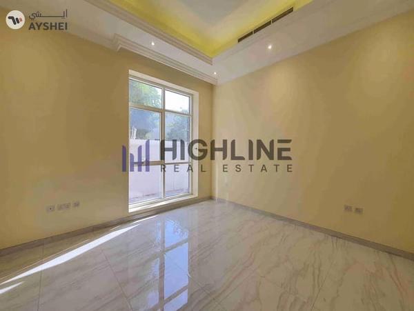 Luxury 5-Bedroom Villa service block & poo