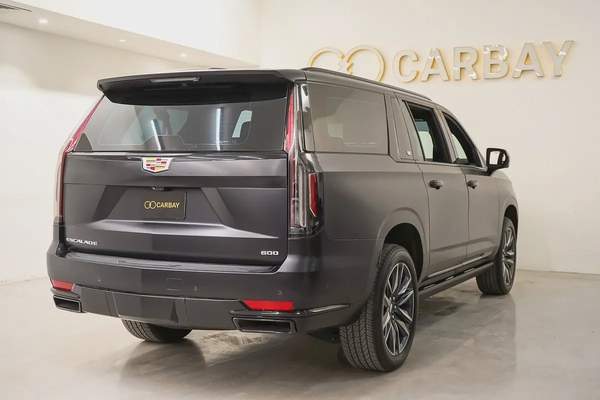 AED 4846 PM | CADILLAC ESCALADE SPORT 600 LWB 2023 | UNDER WARRANTY SERVICE PACKAGE MAY 2028 |