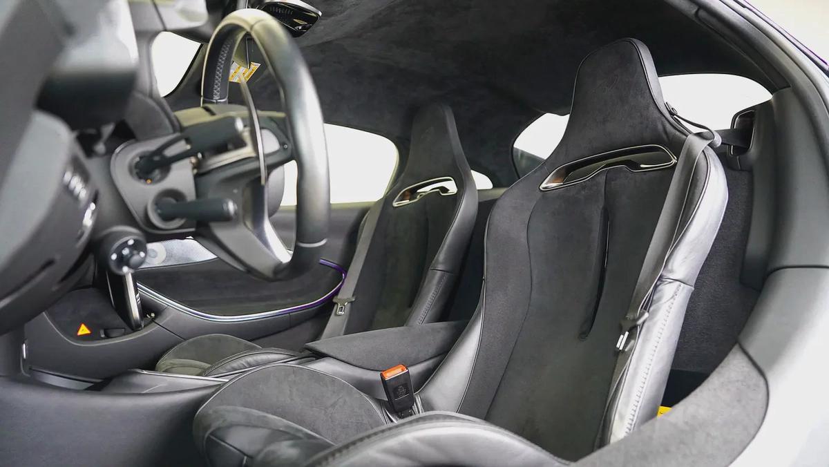 Special Offer | AED 10,271 PM | Warranty Dec 2028, Clubsport Seats | Artura Performance MSO-4-4