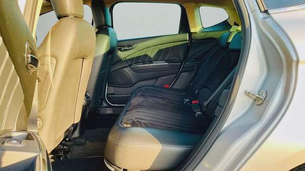 LANCIA DELTA | 2010 | 1.6 Liter | SILVER | CLEAN CAR FRESH JAPAN IMPORT