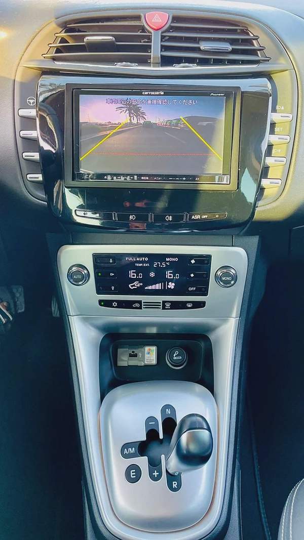 LANCIA DELTA | 2010 | 1.6 Liter | SILVER | CLEAN CAR FRESH JAPAN IMPORT