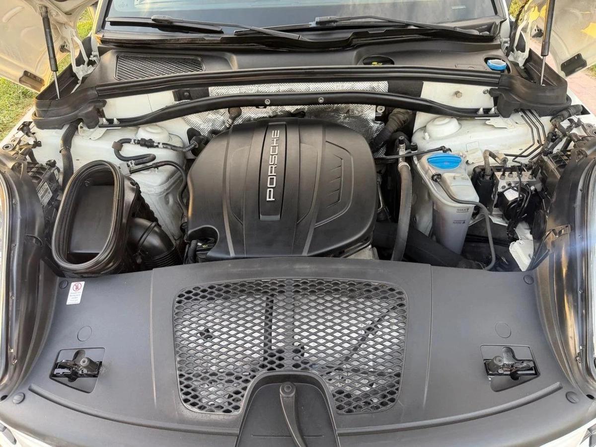 Porsche Macan T 2.0L (260 HP)-15-15