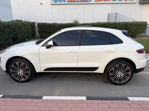 Porsche Macan T 2.0L (260 HP)