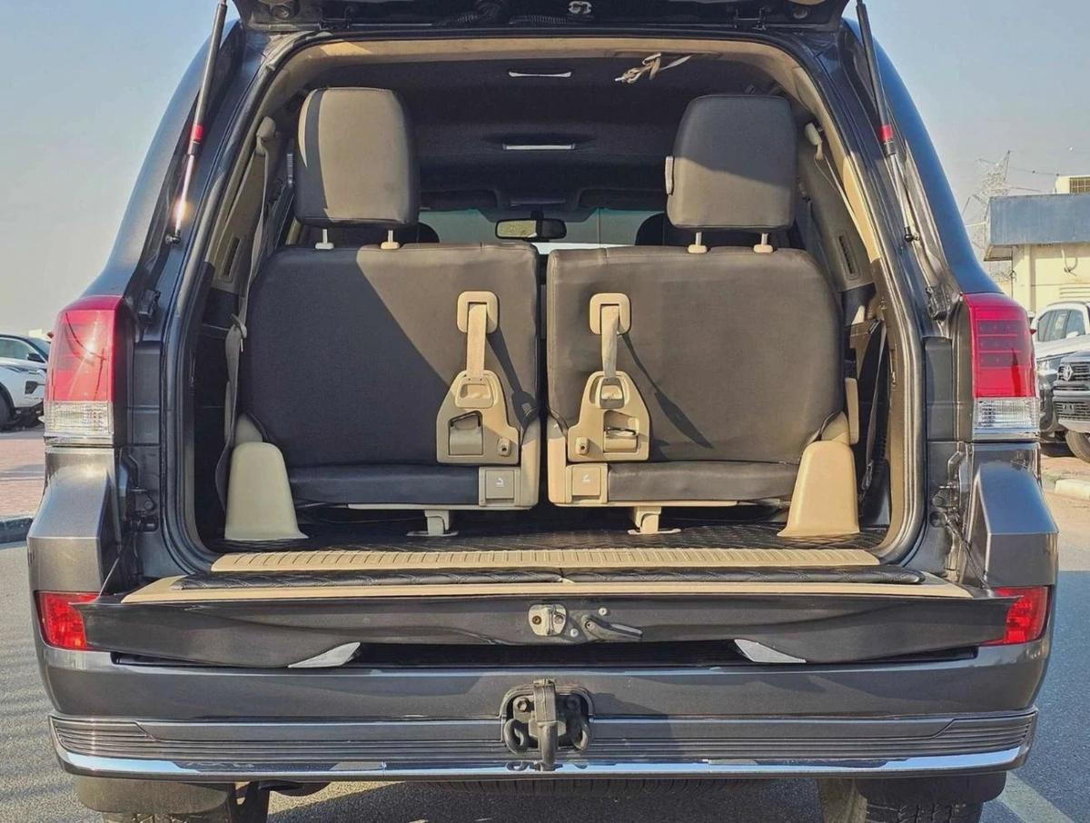 Toyota Land Cruiser VXR 5.7/ 20 SHAPE / FULL OPTION/ EXPORT ONLY / LOT # 72540-4-4