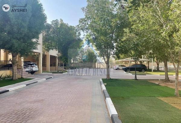 Compound for rent in Shakhbout City