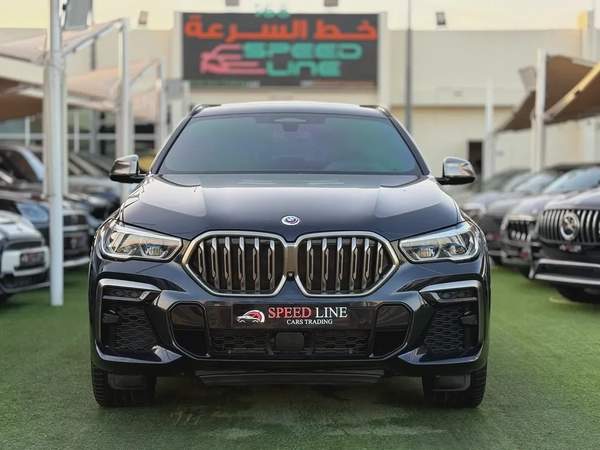 BMW X6 M50 V8 Under WarrantyService Gcc Free Paint