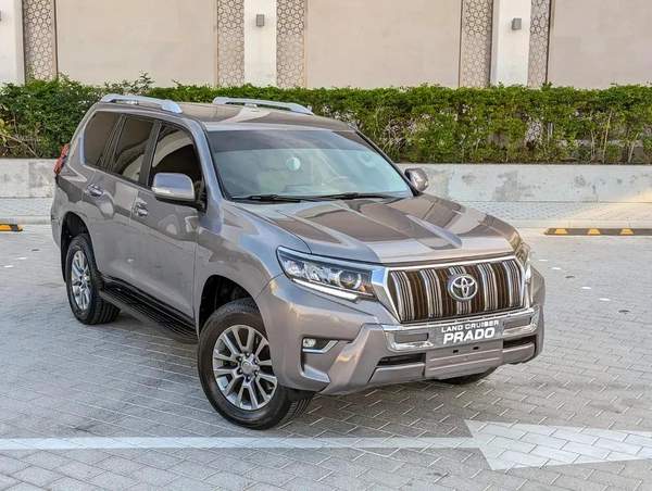 TOYOTA PRADO 2018 GCC V6 4.0L IN EXCELLENT CONDITION