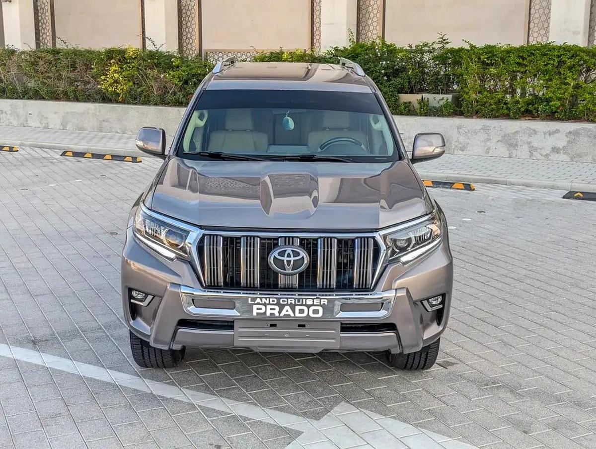 TOYOTA PRADO 2018 GCC V6 4.0L IN EXCELLENT CONDITION-7-7
