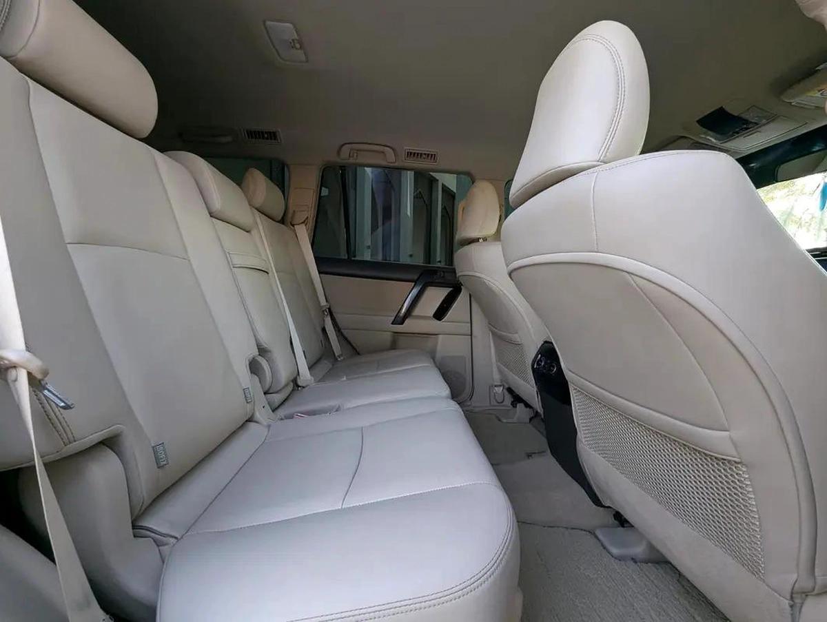 TOYOTA PRADO 2018 GCC V6 4.0L IN EXCELLENT CONDITION-18-18