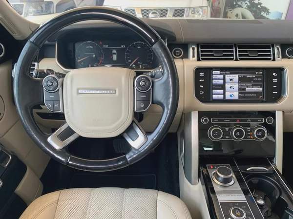 Range Rover Vogue Supercharged **2014** GCC Spec