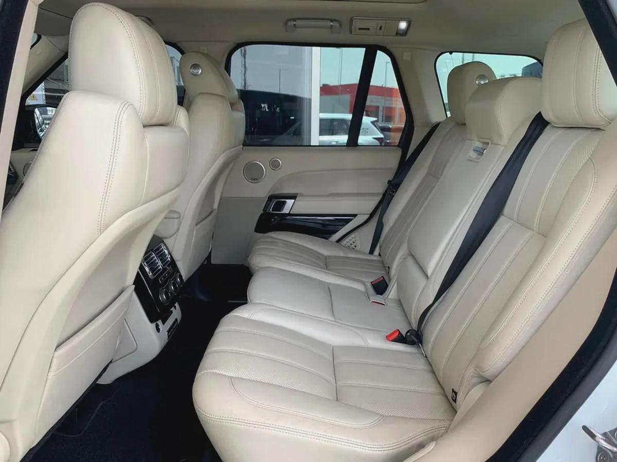 Range Rover Vogue Supercharged **2014** GCC Spec-7-7
