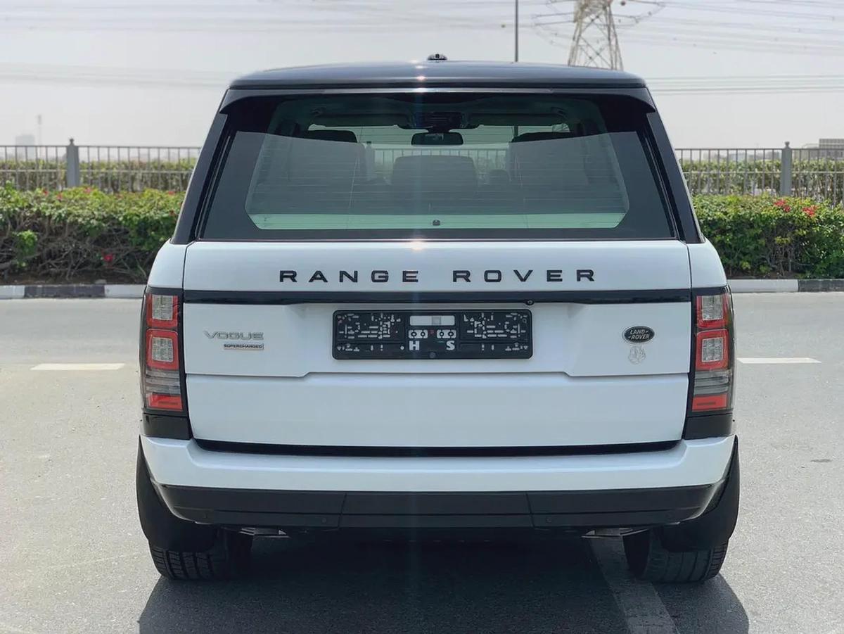 Range Rover Vogue Supercharged **2014** GCC Spec-10-10