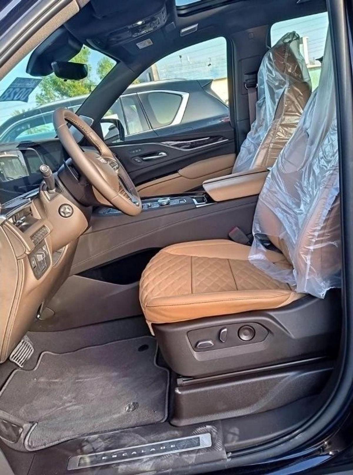 Cadillac Escalade Cadillac Escalade V8 6.2L SUV-10-10