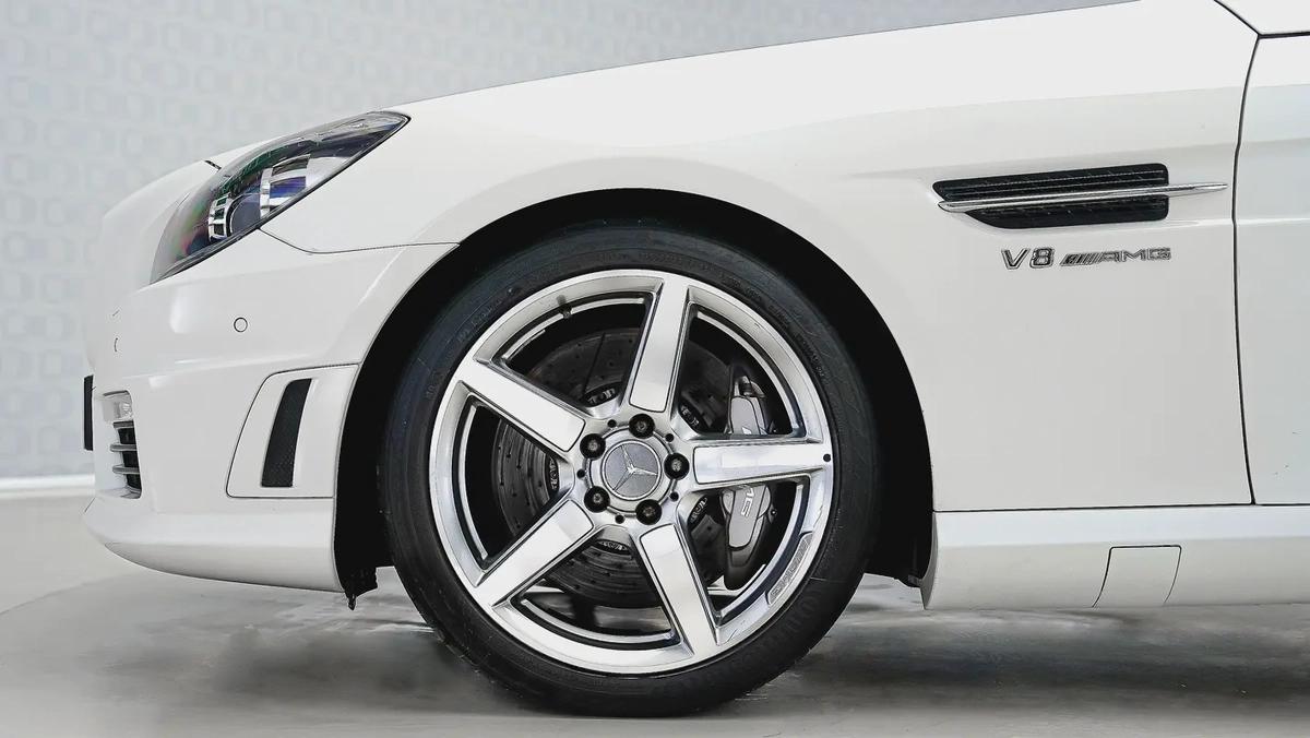 Special Offer | Super Low KM, AMG Performance Package | SLK 55 AMG Roadster-11-11