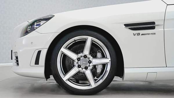 Special Offer | Super Low KM, AMG Performance Package | SLK 55 AMG Roadster