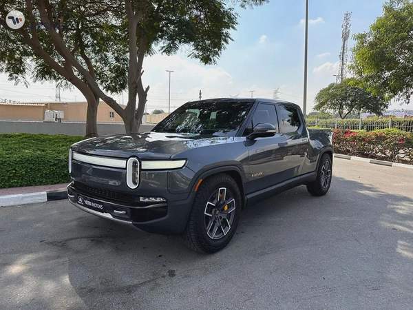 RIVIAN R1T 2023 EV
