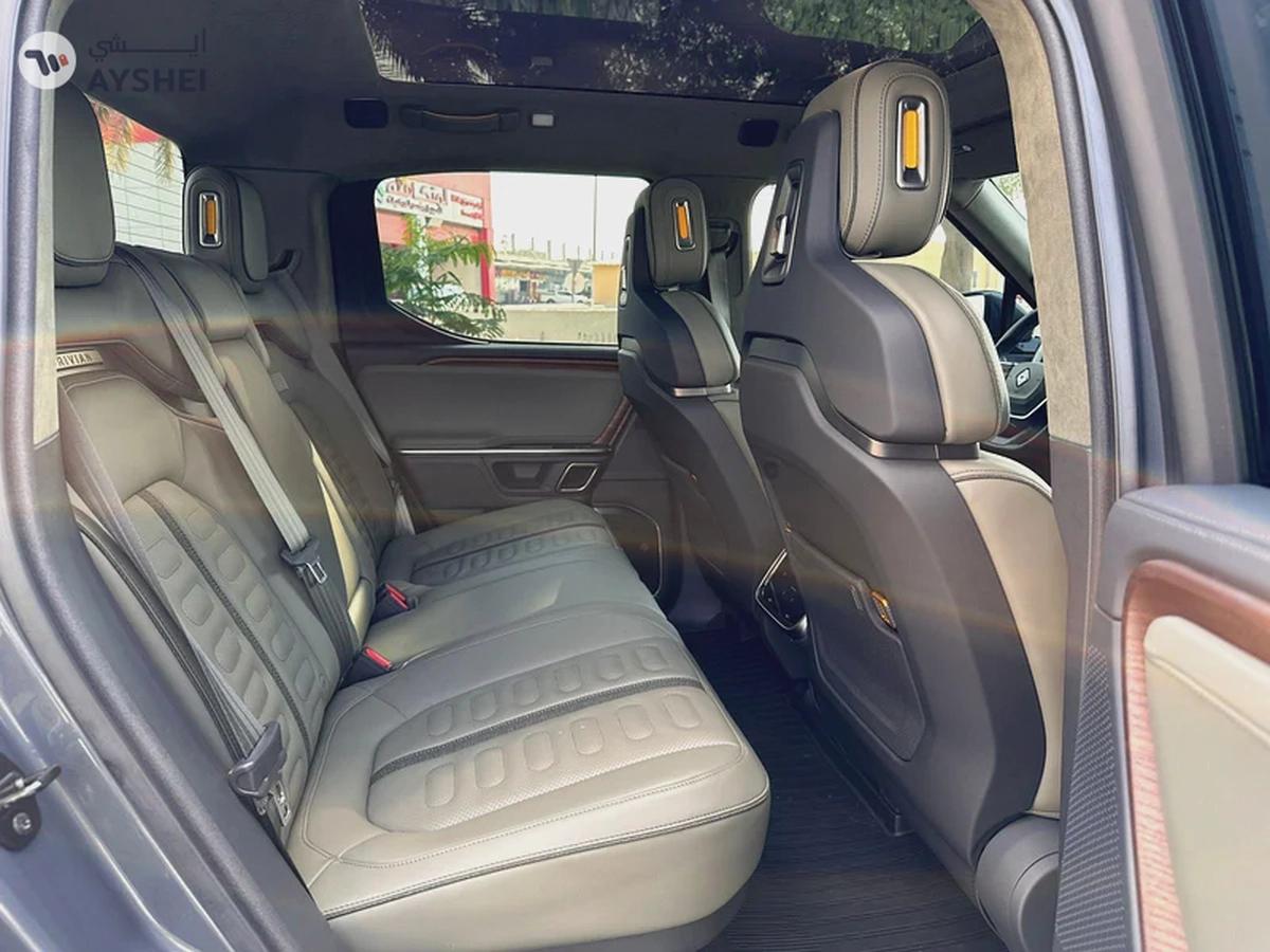 RIVIAN R1T 2023 EV-14-14