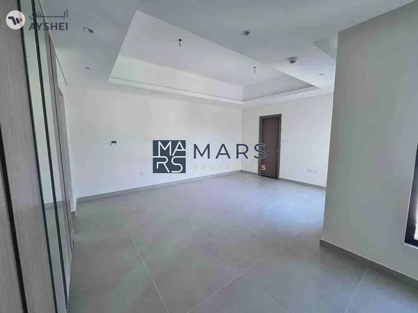 Luxury 5badroom villa available for rent: 170k