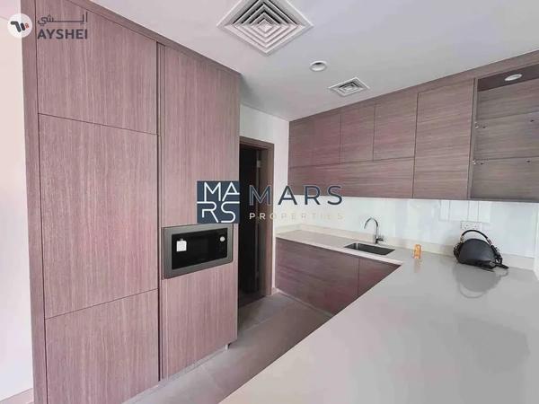 Luxury 5badroom villa available for rent: 170k