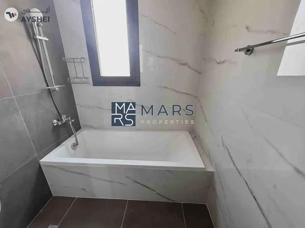 Luxury 5badroom villa available for rent: 170k