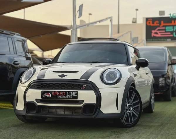 Mini Copper S Gcc Full Option model 2023 Super Clean