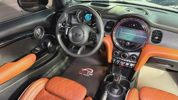Mini Copper S Gcc Full Option model 2023 Super Clean