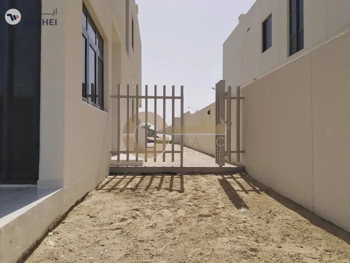 3BR Townhouse | Single Row | Corner unit-0-landscape