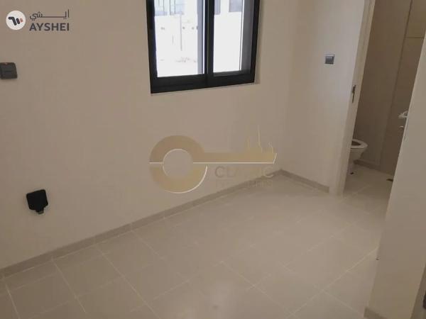 3BR Townhouse | Single Row | Corner unit