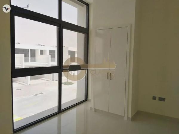 3BR Townhouse | Single Row | Corner unit