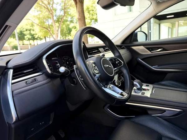 AED 1,650 P.M | 0% DOWN PAYMENT | JAGUAR F-PACE R-SPORT PRESTIGE | 2021