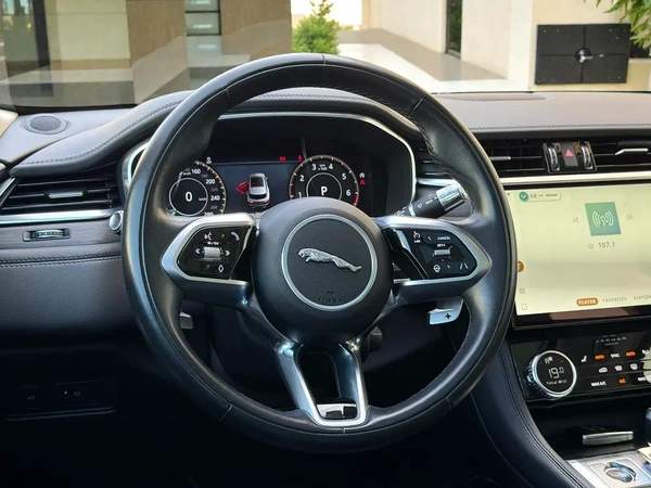 AED 1,650 P.M | 0% DOWN PAYMENT | JAGUAR F-PACE R-SPORT PRESTIGE | 2021