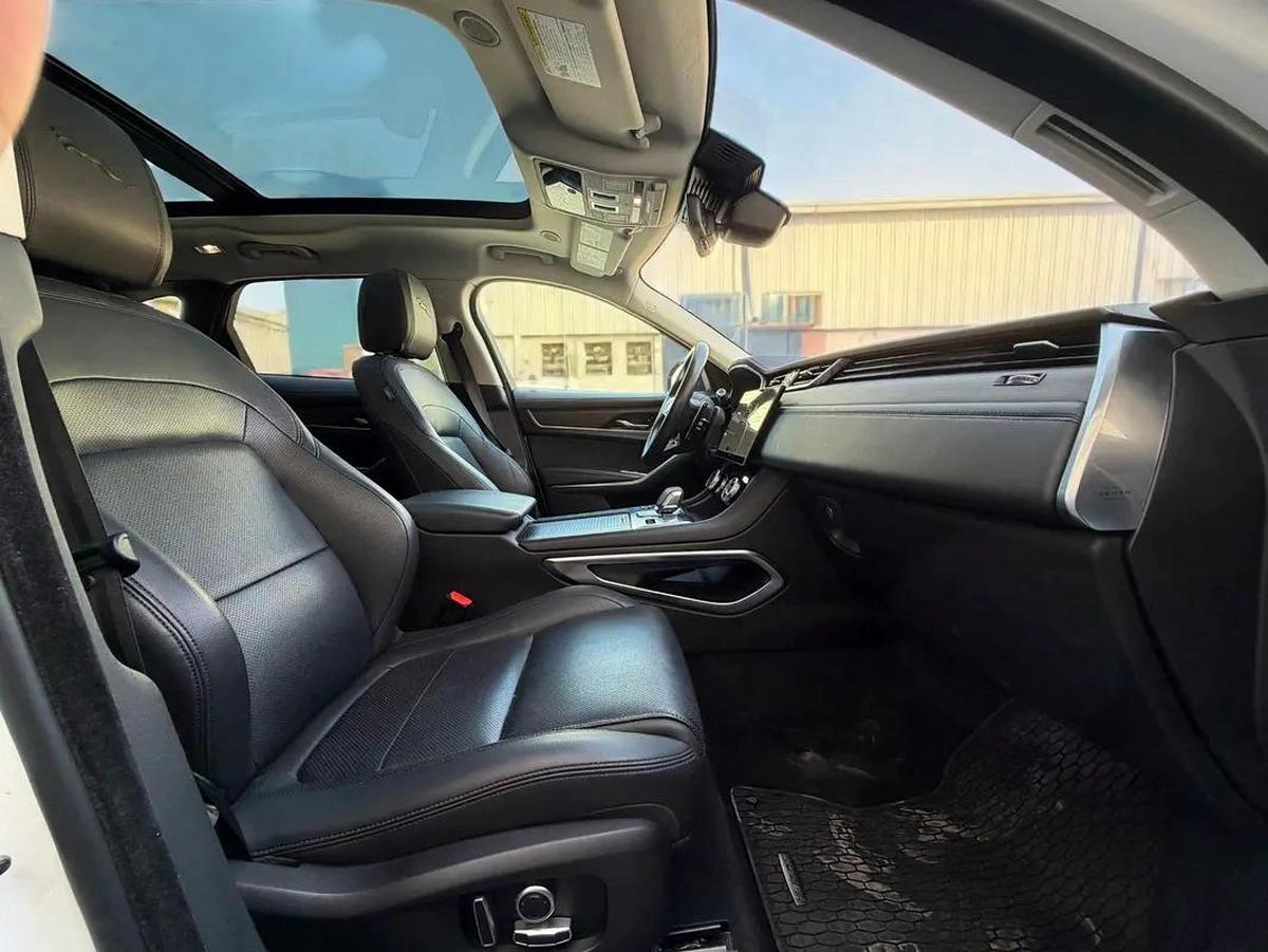 AED 1,650 P.M | 0% DOWN PAYMENT | JAGUAR F-PACE R-SPORT PRESTIGE | 2021-13-13