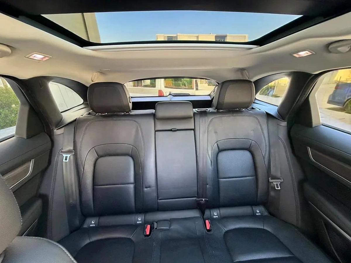 AED 1,650 P.M | 0% DOWN PAYMENT | JAGUAR F-PACE R-SPORT PRESTIGE | 2021-18-18