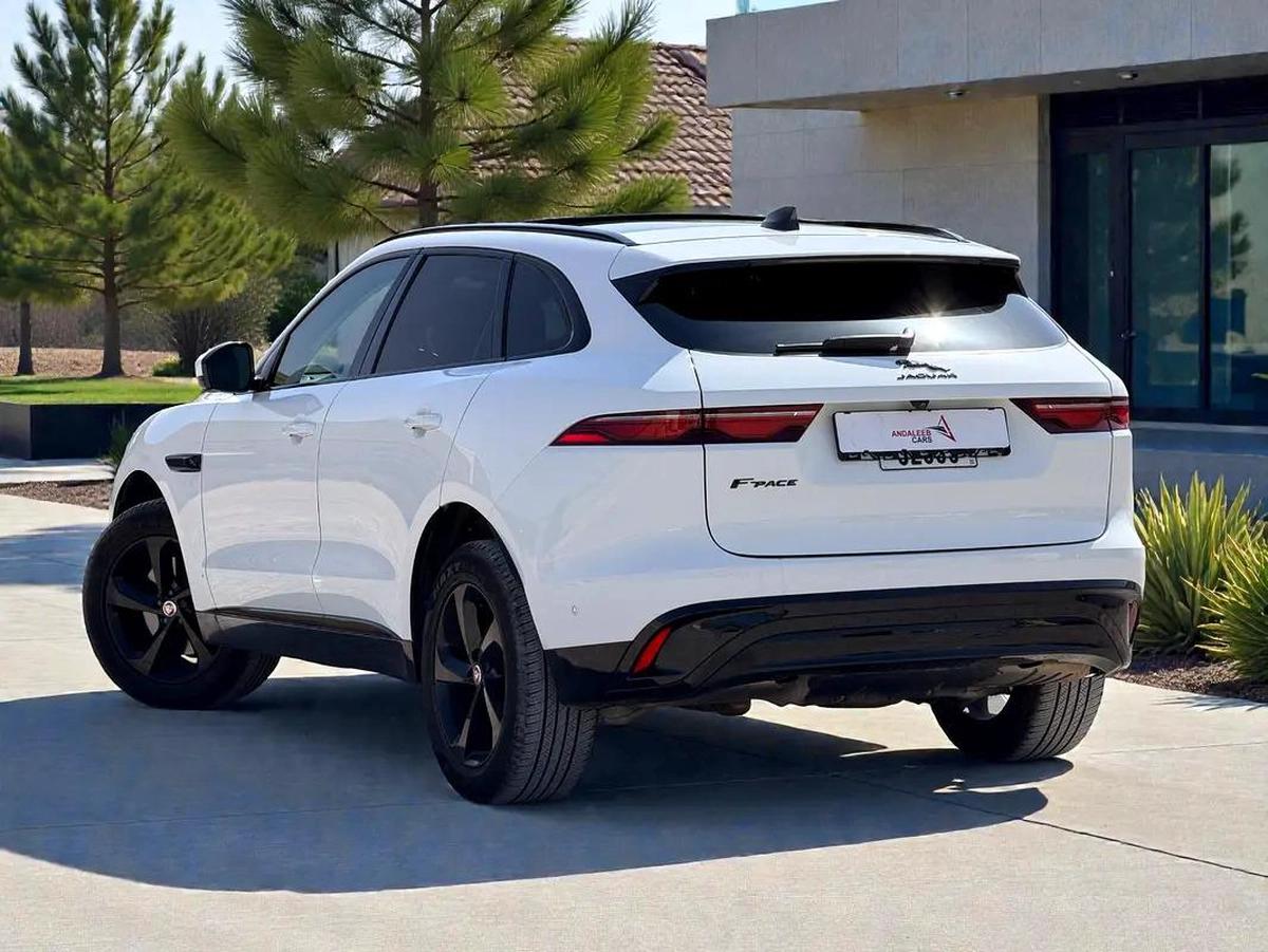 AED 1,650 P.M | 0% DOWN PAYMENT | JAGUAR F-PACE R-SPORT PRESTIGE | 2021-1-1