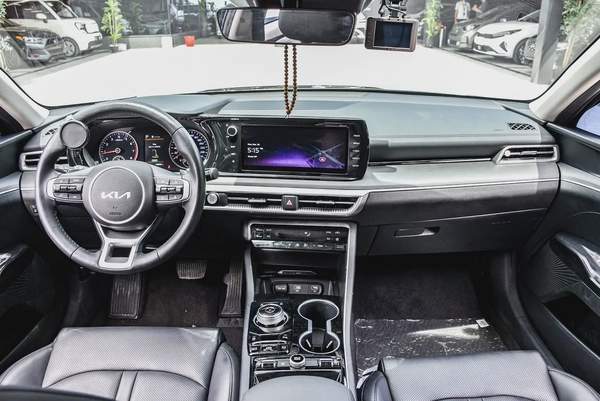 Kia K5 2022 | Korean Specs | Clean Title | 13K KM | Black | كيا K5 2022 وارد كوري