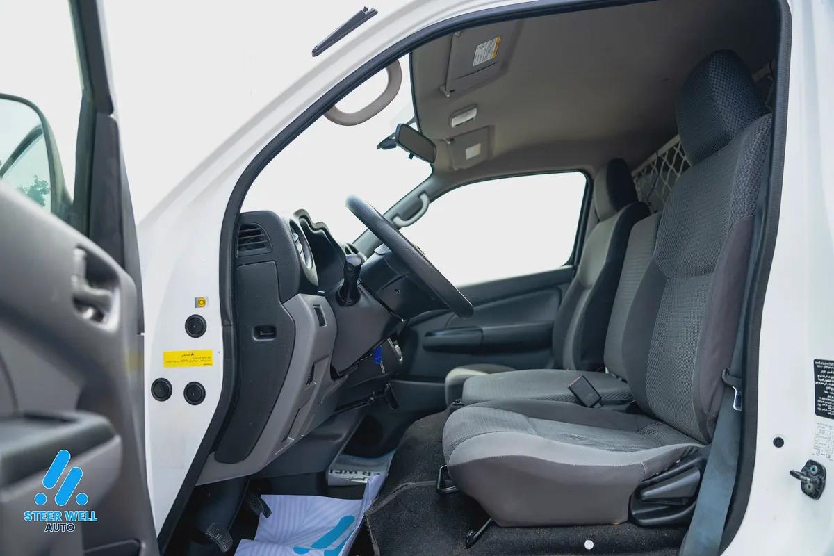 2021 Nissan Urvan Cargo Van - GCC Specs - Very Clean-14-14