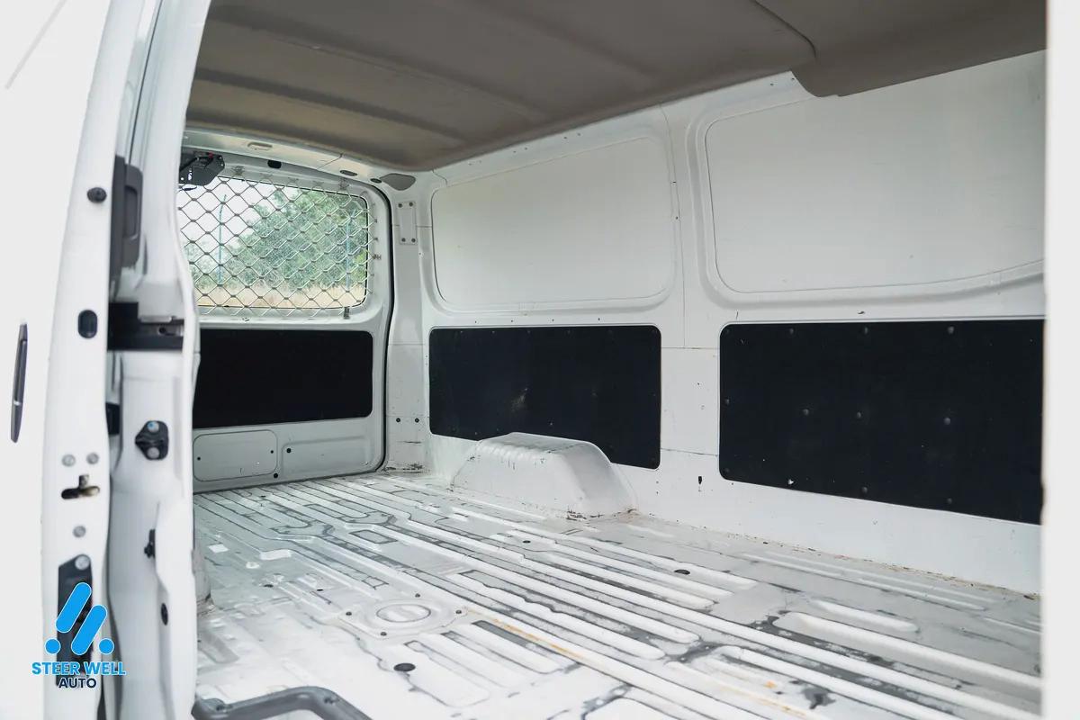 2021 Nissan Urvan Cargo Van - GCC Specs - Very Clean-17-17