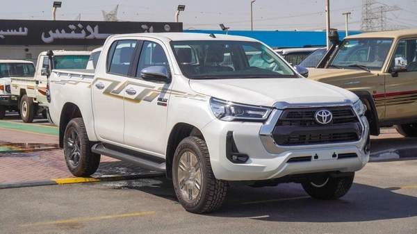 Toyota Hilux SR5 2.4L DIESEL Jordan Specs