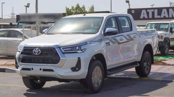 Toyota Hilux SR5 2.4L DIESEL Jordan Specs