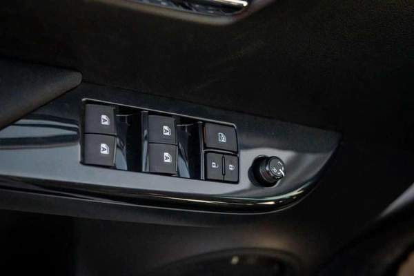 Toyota Hilux SR5 2.4L DIESEL Jordan Specs