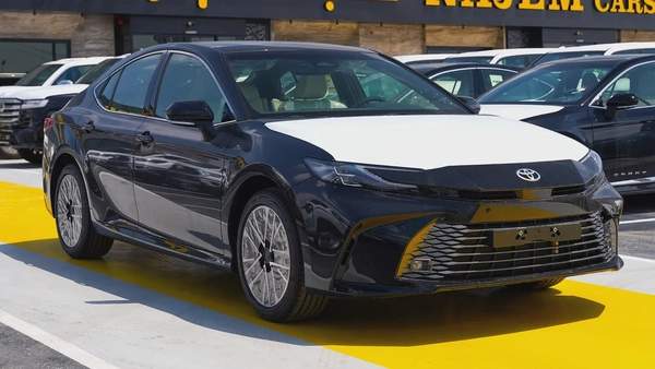 2026 Toyota Camry GLE - GCC Specs - Brand New