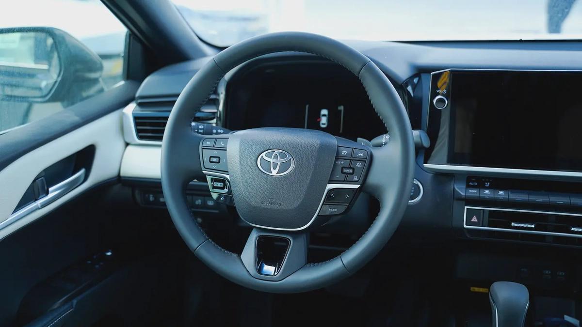 2026 Toyota Camry GLE - GCC Specs - Brand New-14-14