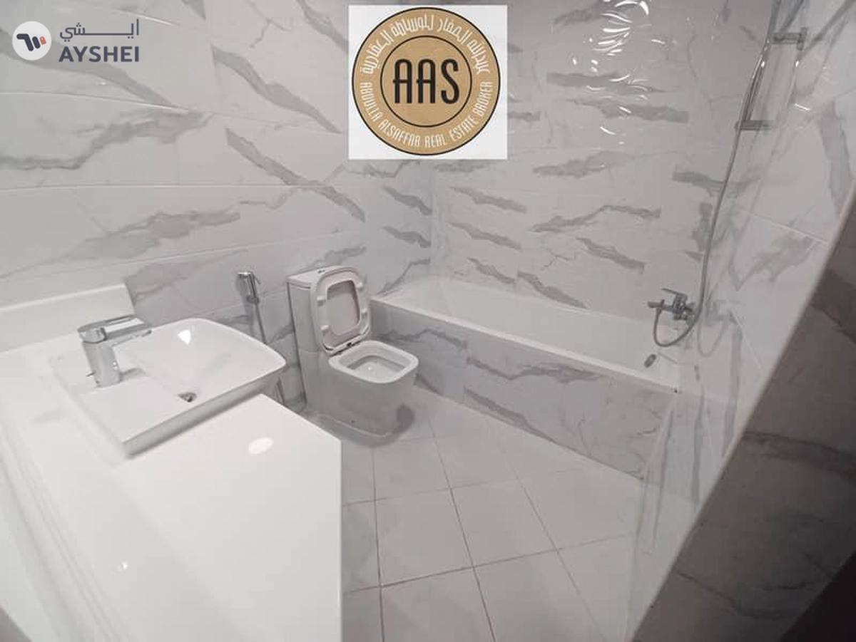 Hot offer 2bhk apartment very close to metro just in 105k-9-9