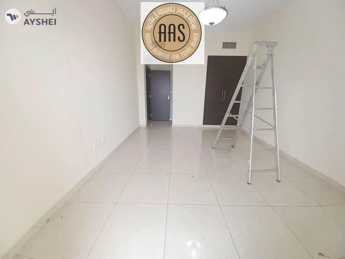 Hot offer 2bhk apartment very close to metro just in 105k-10-10