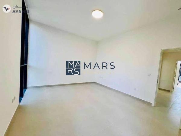 Brand new three bedrooms townhouse for rent in masaar