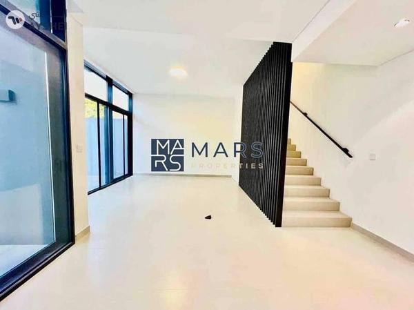 Brand new three bedrooms townhouse for rent in masaar