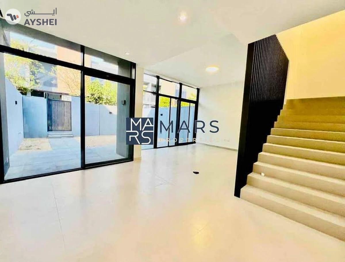Brand new three bedrooms townhouse for rent in masaar-18-18