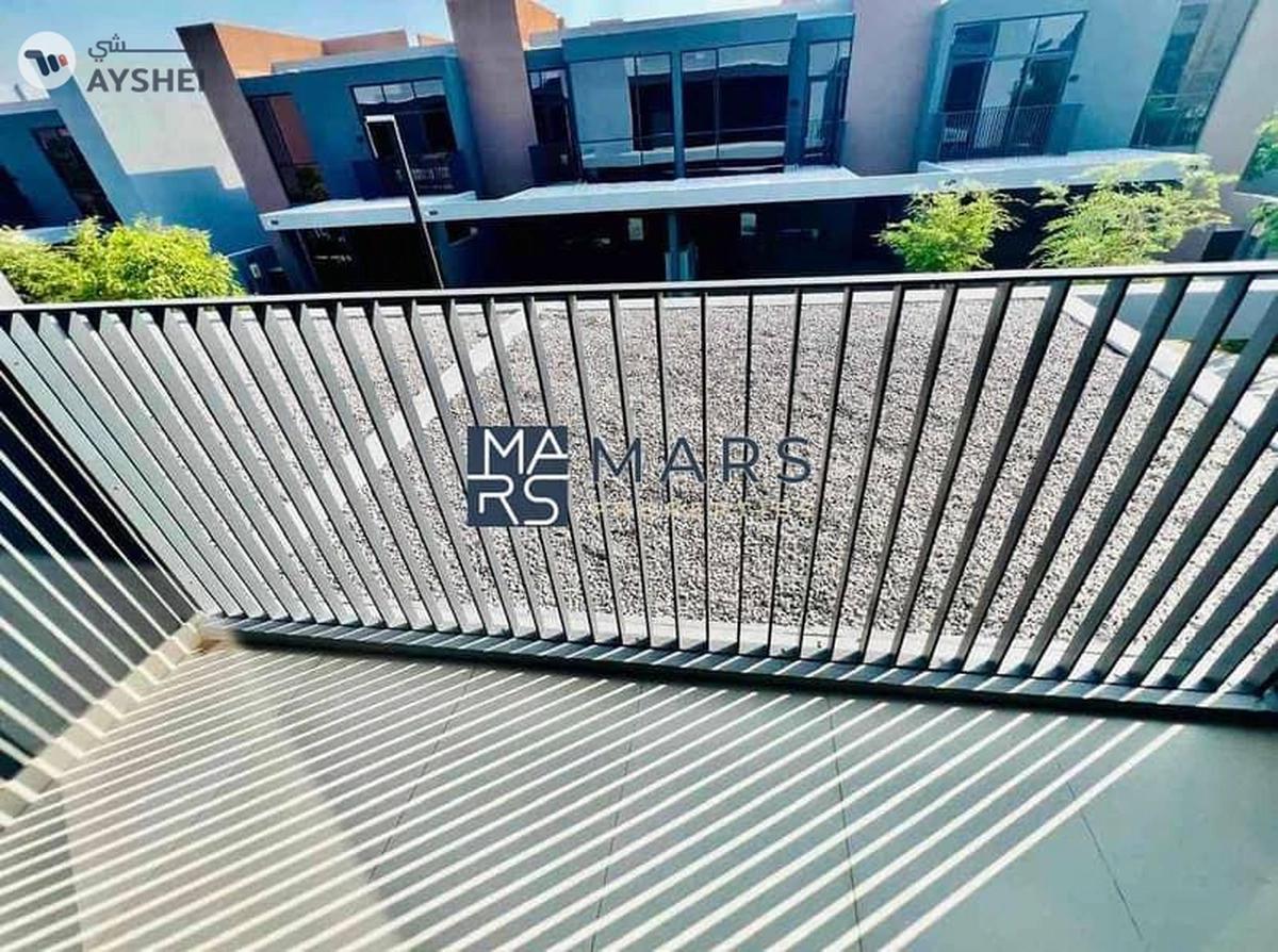 Brand new three bedrooms townhouse for rent in masaar-3-3